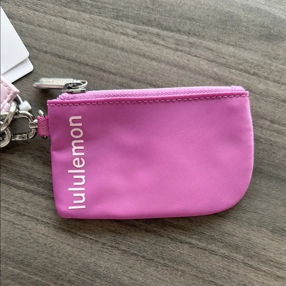 NWT Lululemon Dual Pouch Wristlet Wallet - Picture 5 of 7
